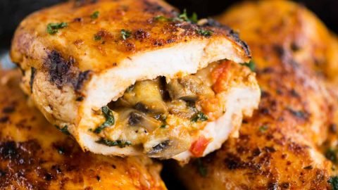 Spinach and Mushroom Stuffed Chicken Breasts: A Flavorful, Healthy Dinner Delight